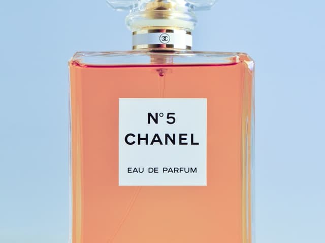 عطر مردانه دیور ساواج