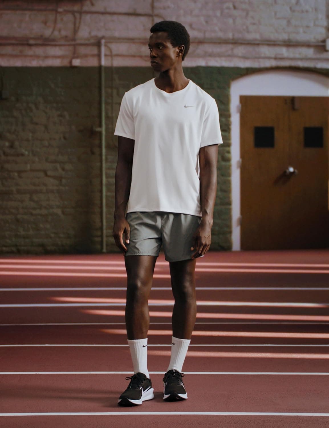 کفش دویدن مردانه Nike Downshifter 13 مدل LACED سایز 45 EU رنگ BLACK/WHITE-DK SMOKE GREY 3468